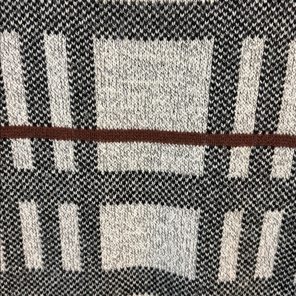 Monteau plaid longline knit duster/cardigan. Size M - Picture 4 of 4